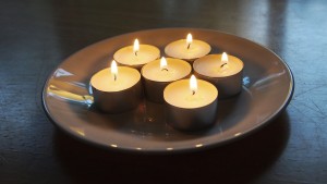 candles-987006_1920
